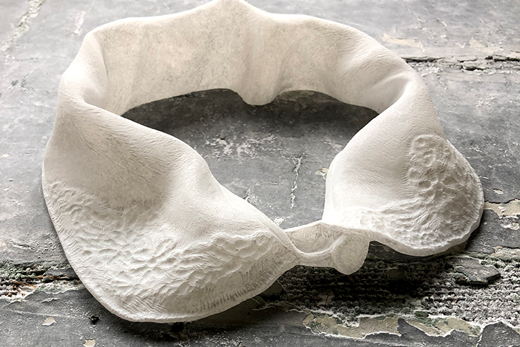 <I>Collar II</I> 2021 alabaster 3 x 14 x 15 cm