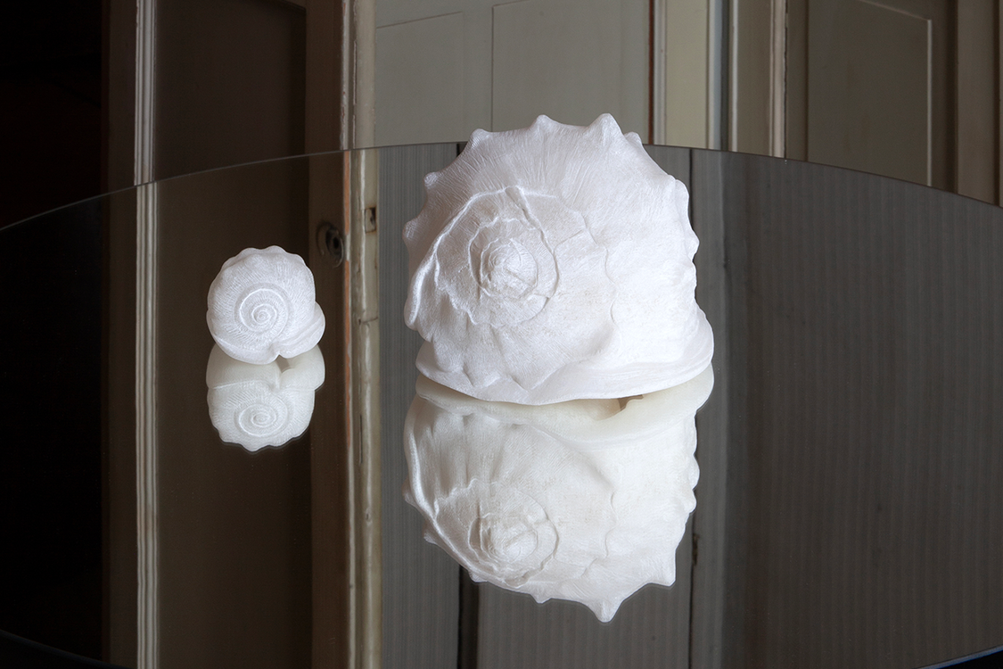 <I>Seascape</I> 2024 alabaster, mirrors, tables 102 x 130 x 245 cm